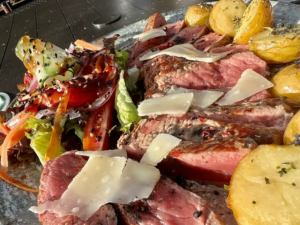 Ristorante Ancora in Puntagorda, La Palma, met mediterrane keuken en gastvrij terras
